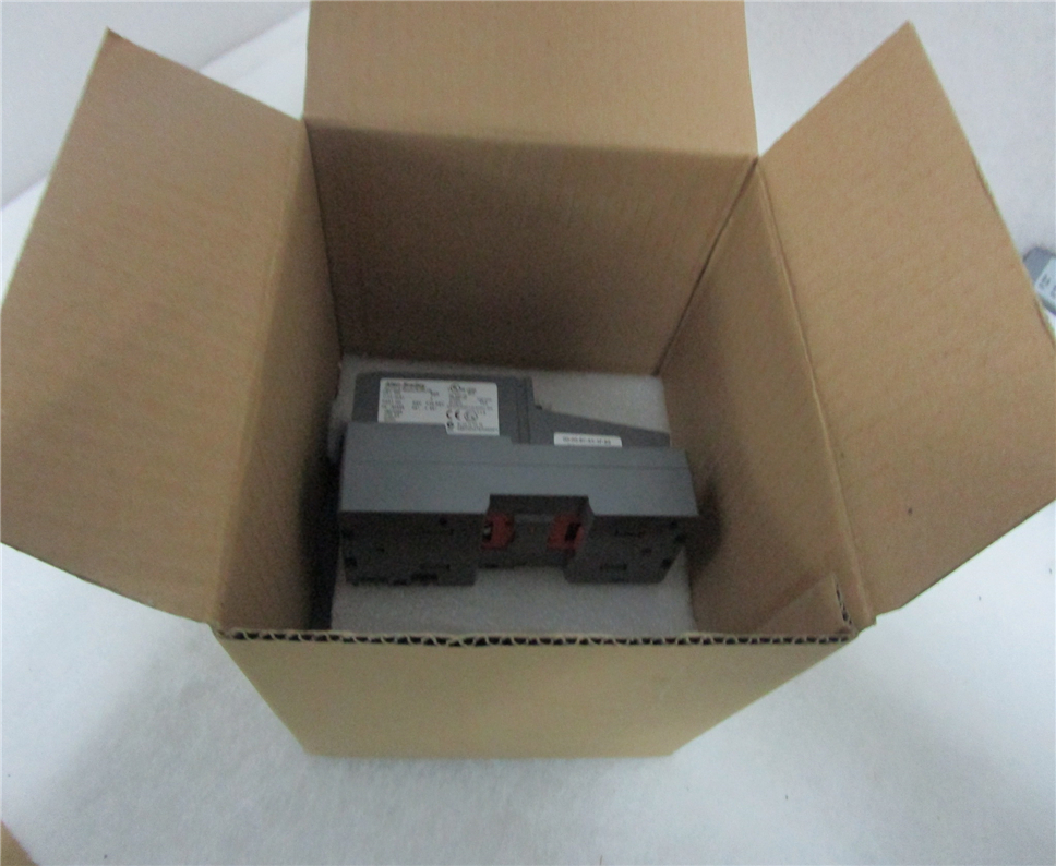 Allen Bradley 1734-AENT  A Module