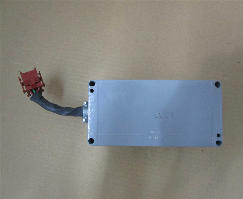 COM 44A737830-001R04 Module