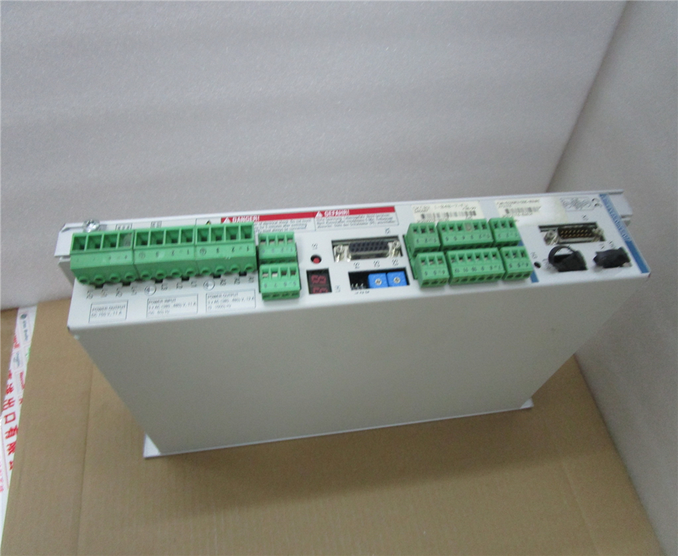 INDRAMAT DKC02.1-040-7-FW Module