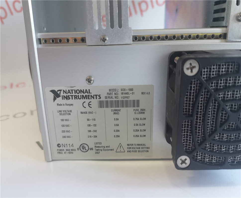 NI SCXI-1000 MODULE