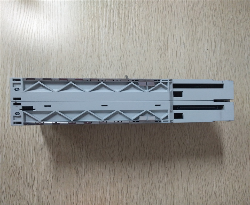 SCHNEIDER  140CPU67160  Power Board