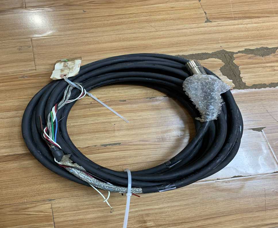 Allen-Bradley 2090-XXNPMF-16515