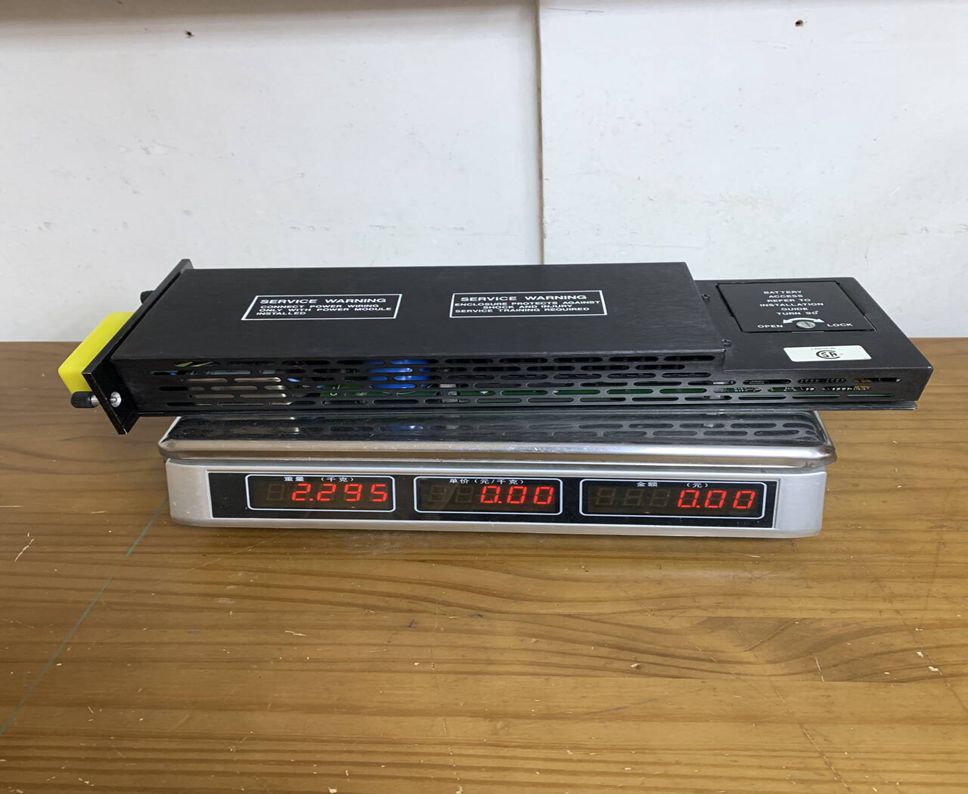 audiolab 8300A